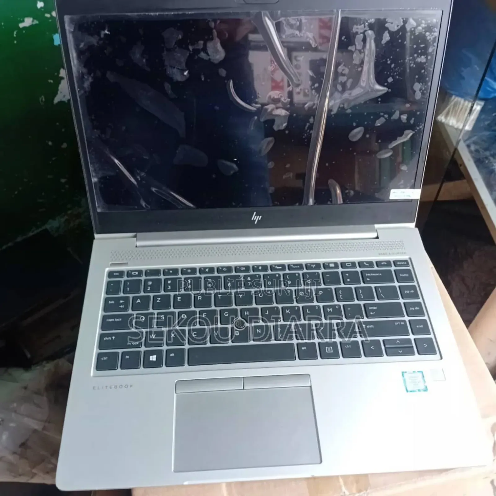 Ordinateur Portable HP 240 G2 4GB Intel Core I5 SSD 500GB