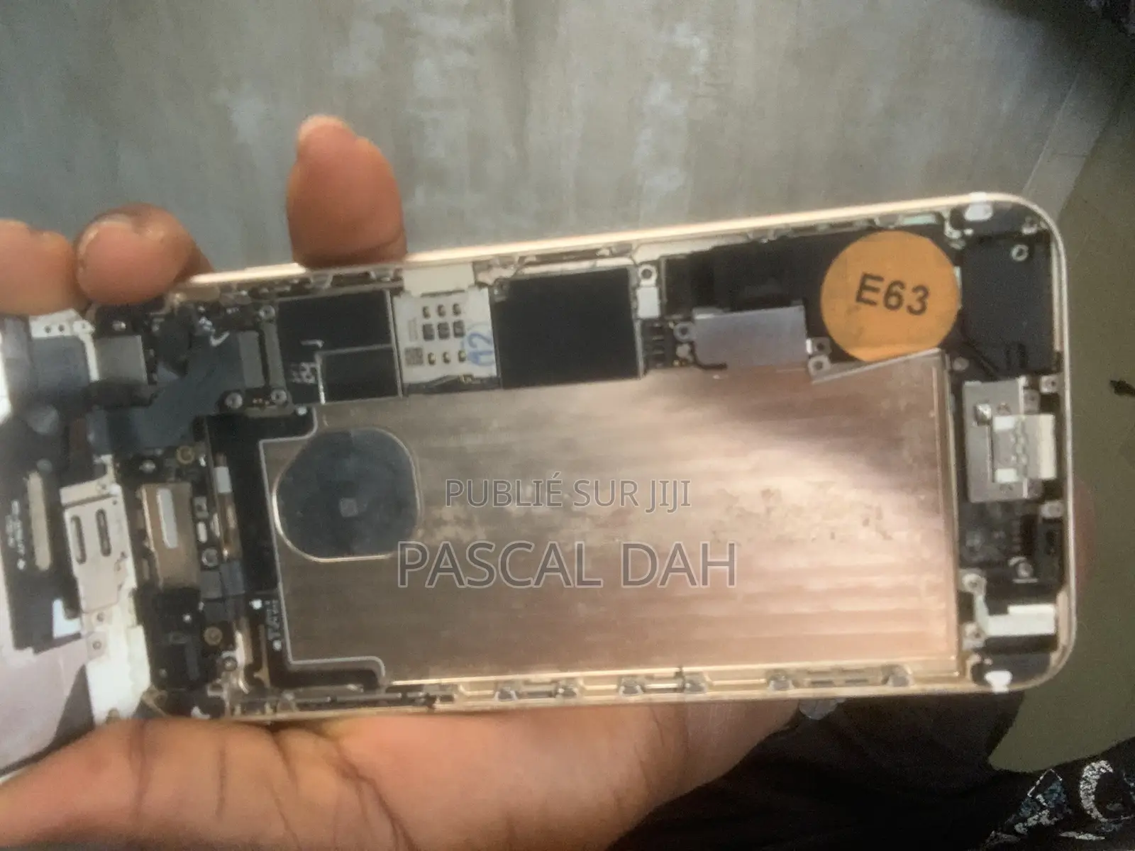 Pièces D’Un iPhone 6plus À Vendre