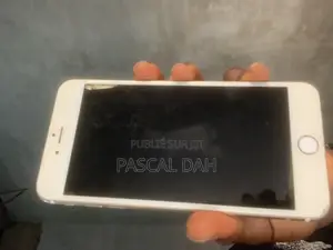 Photo - Pièces D’Un iPhone 6plus À Vendre