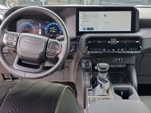 New Toyota Land Cruiser Prado 2025 Doré