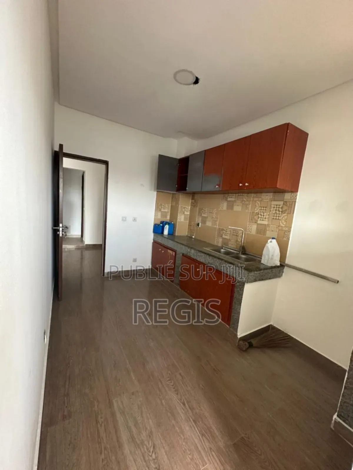 2chbre Appartement dans Appartement, Cocody à Louer