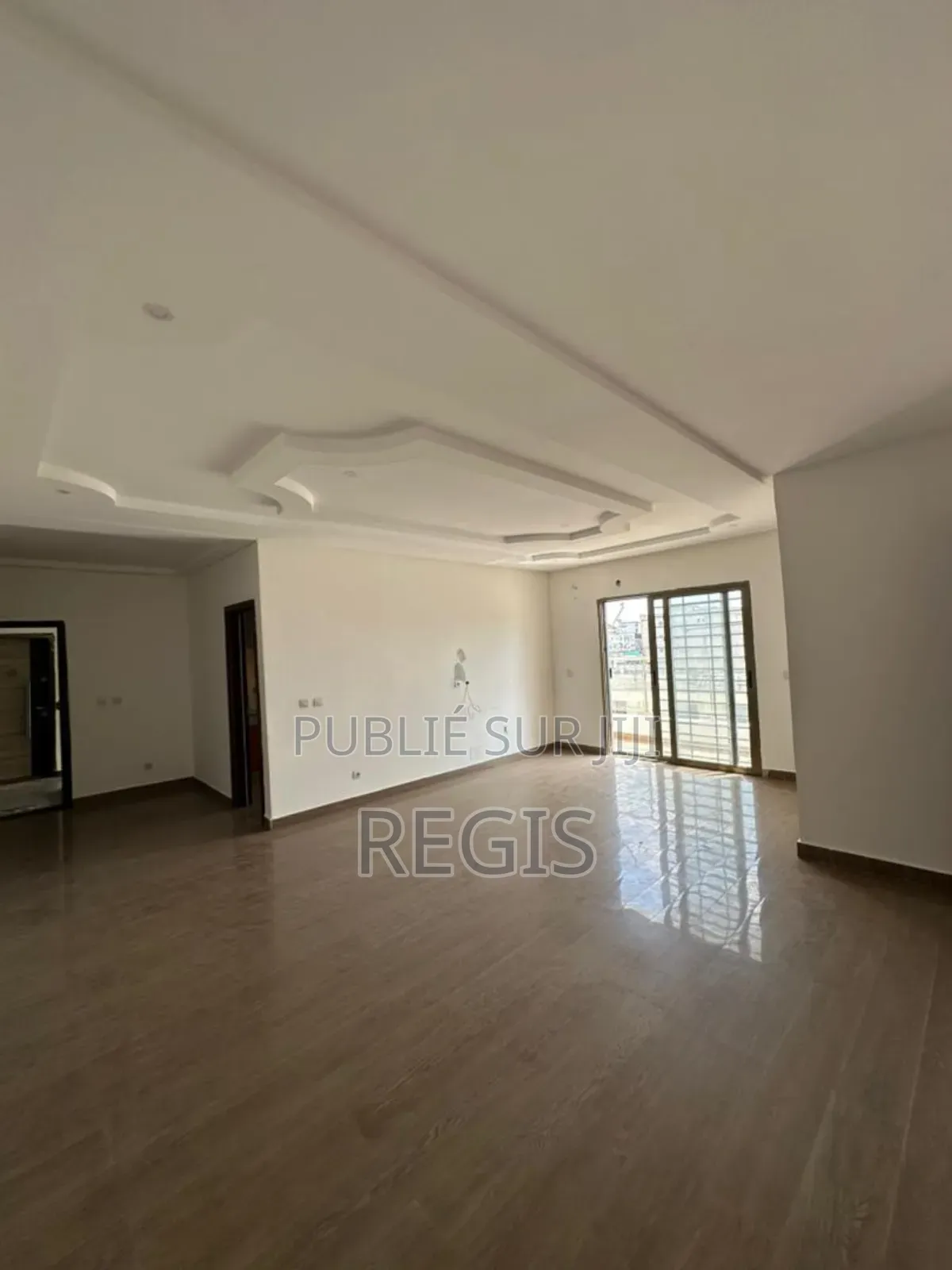 2chbre Appartement dans Appartement, Cocody à Louer