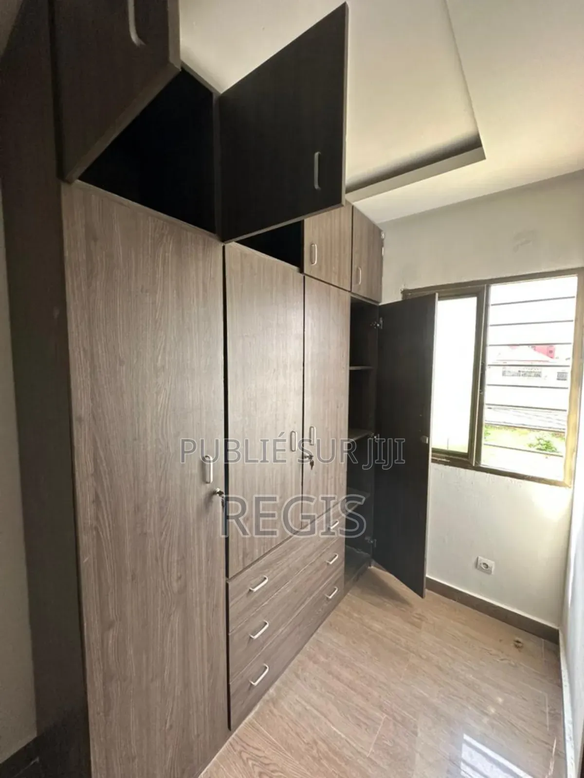 2chbre Appartement dans Appartement, Cocody à Louer