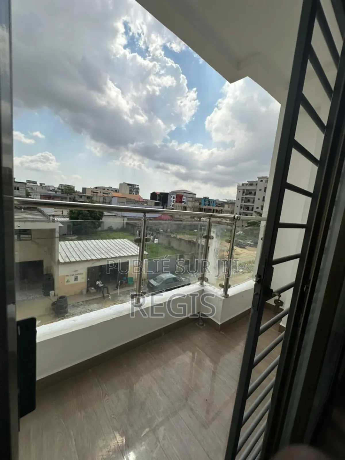 2chbre Appartement dans Appartement, Cocody à Louer