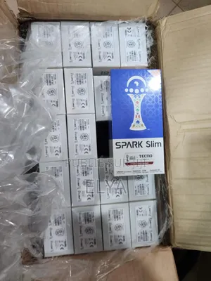 Nouveau Tecno Spark Slim 256 GB Blanc