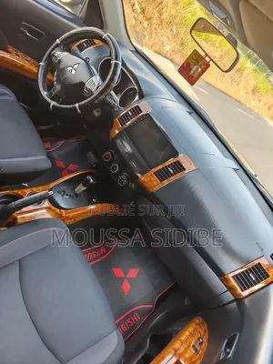 Mitsubishi Outlander SE 2010 Black