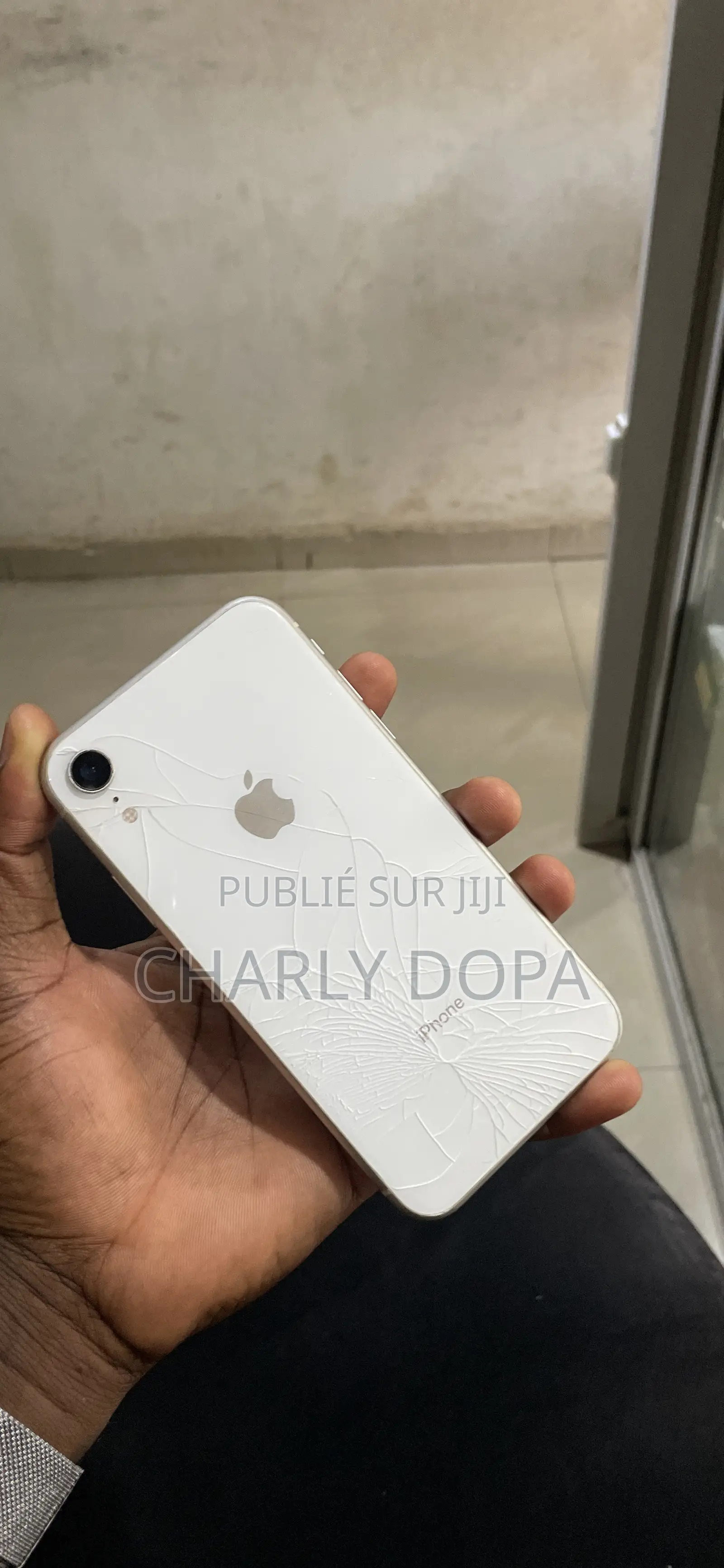 Apple iPhone XR 64 GB Blanc