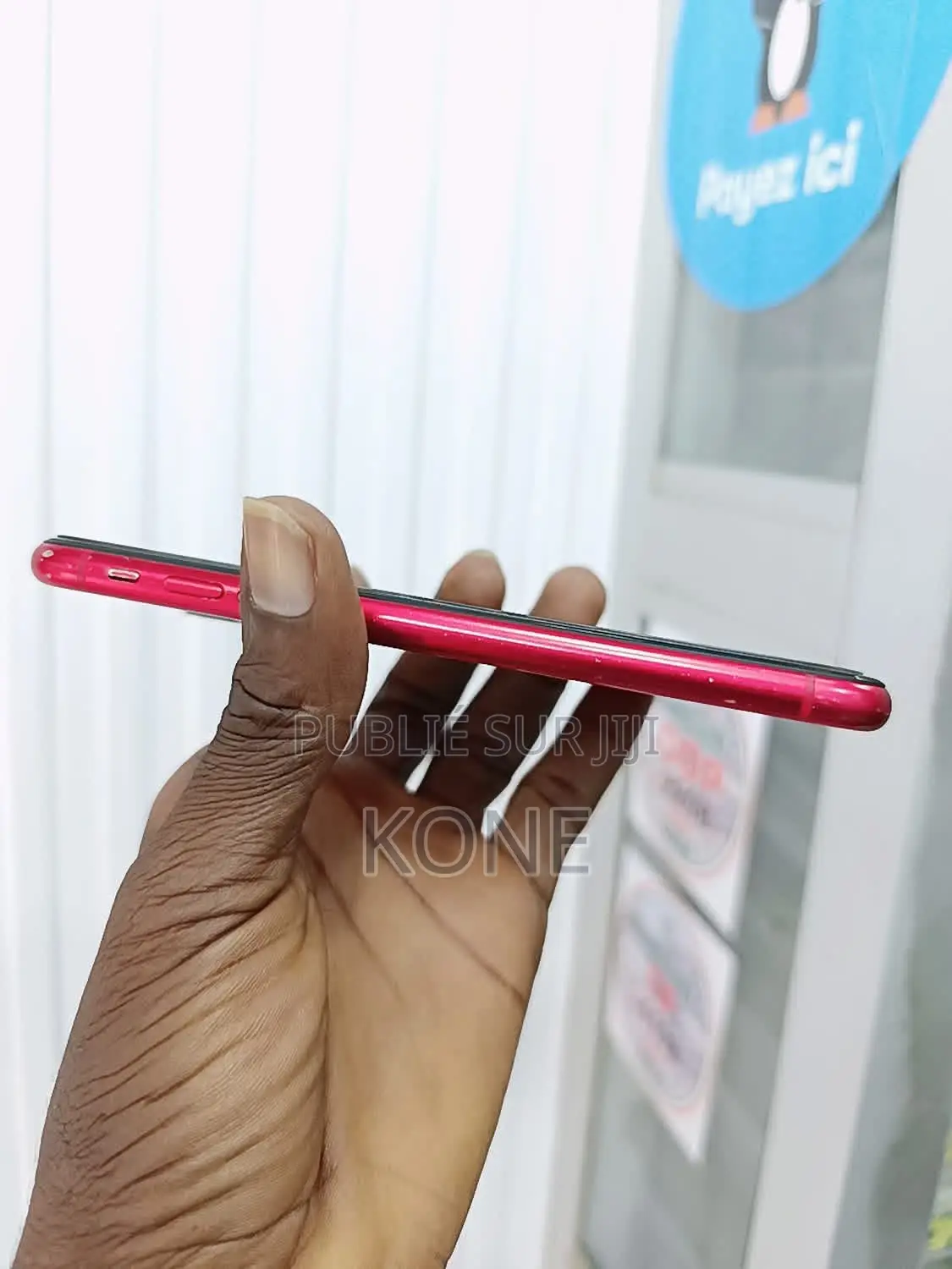 Apple iPhone 11 64 GB Rouge