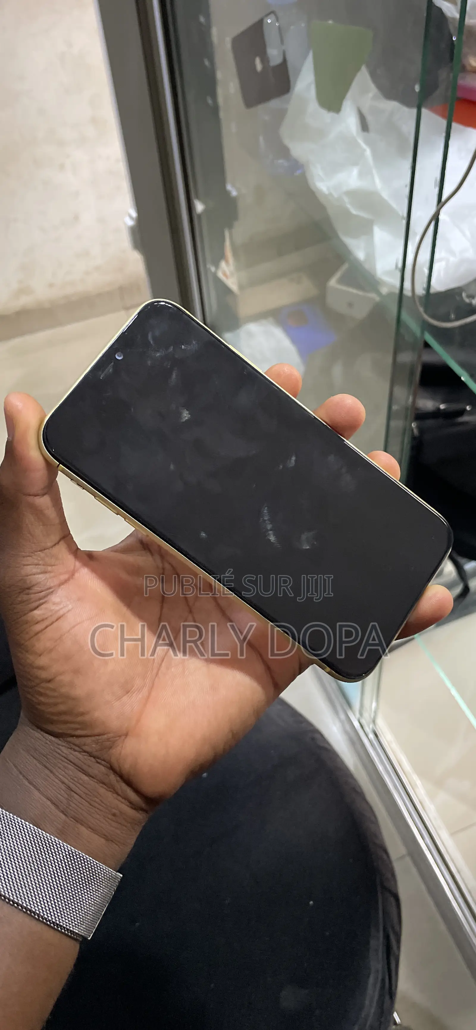 Apple iPhone 11 64 GB Jaune