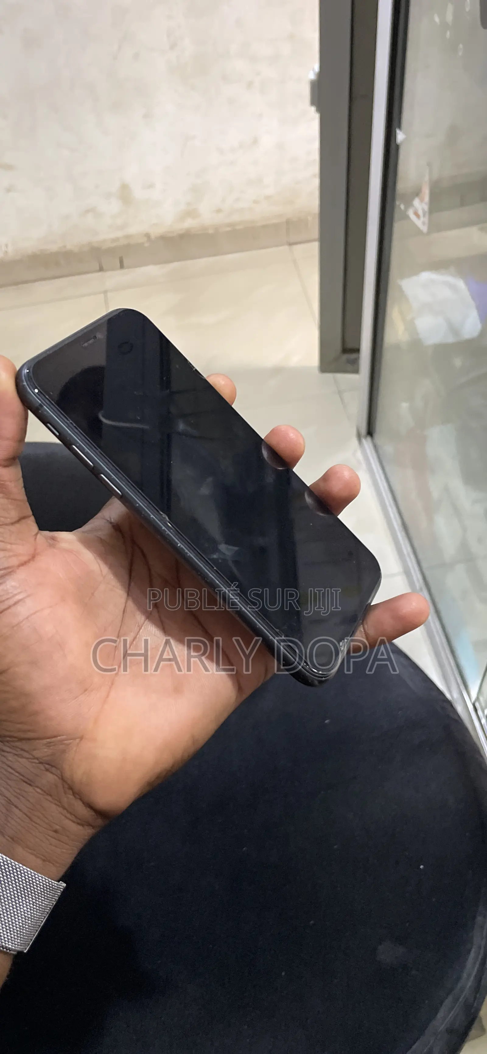 Apple iPhone 11 64 GB Black