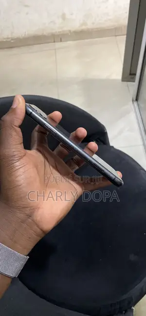 Apple iPhone 11 64 GB Black