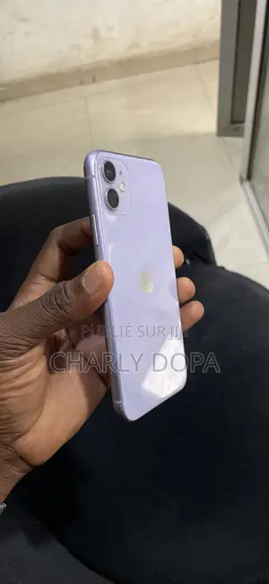 Apple iPhone 11 64 GB Violet