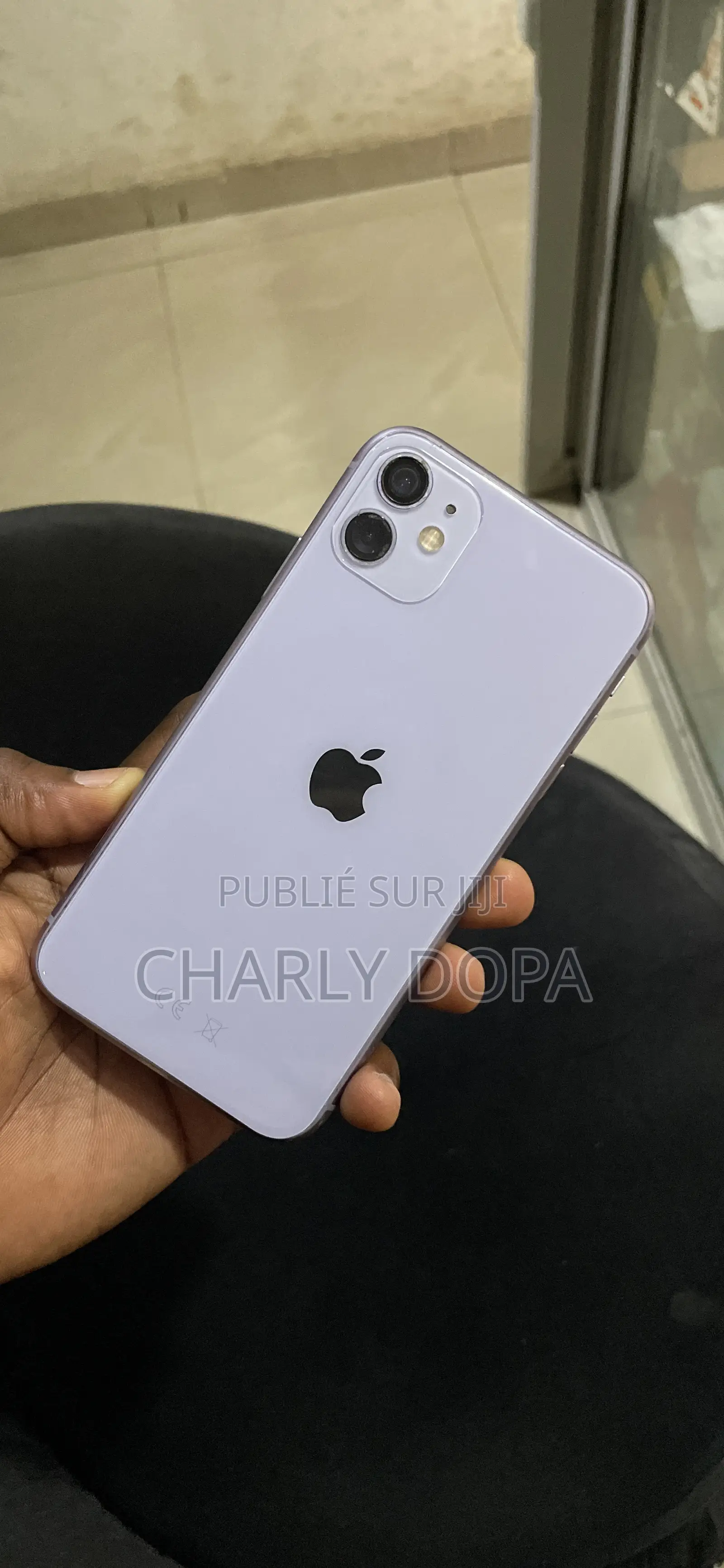 Apple iPhone 11 64 GB Violet