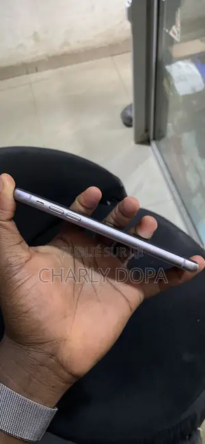 Apple iPhone 11 64 GB Violet