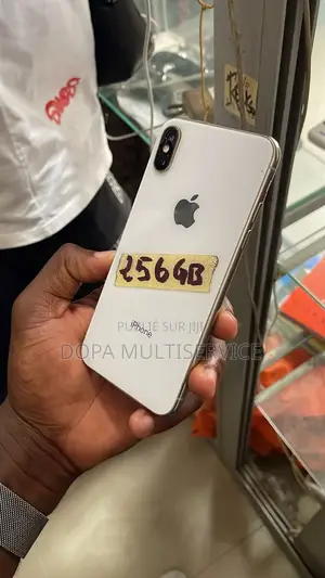 Photo - Apple iPhone X 256 GB Blanc