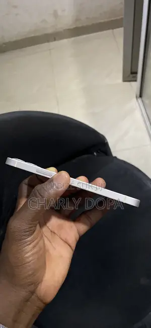 Apple iPhone 12 64 GB Blanc