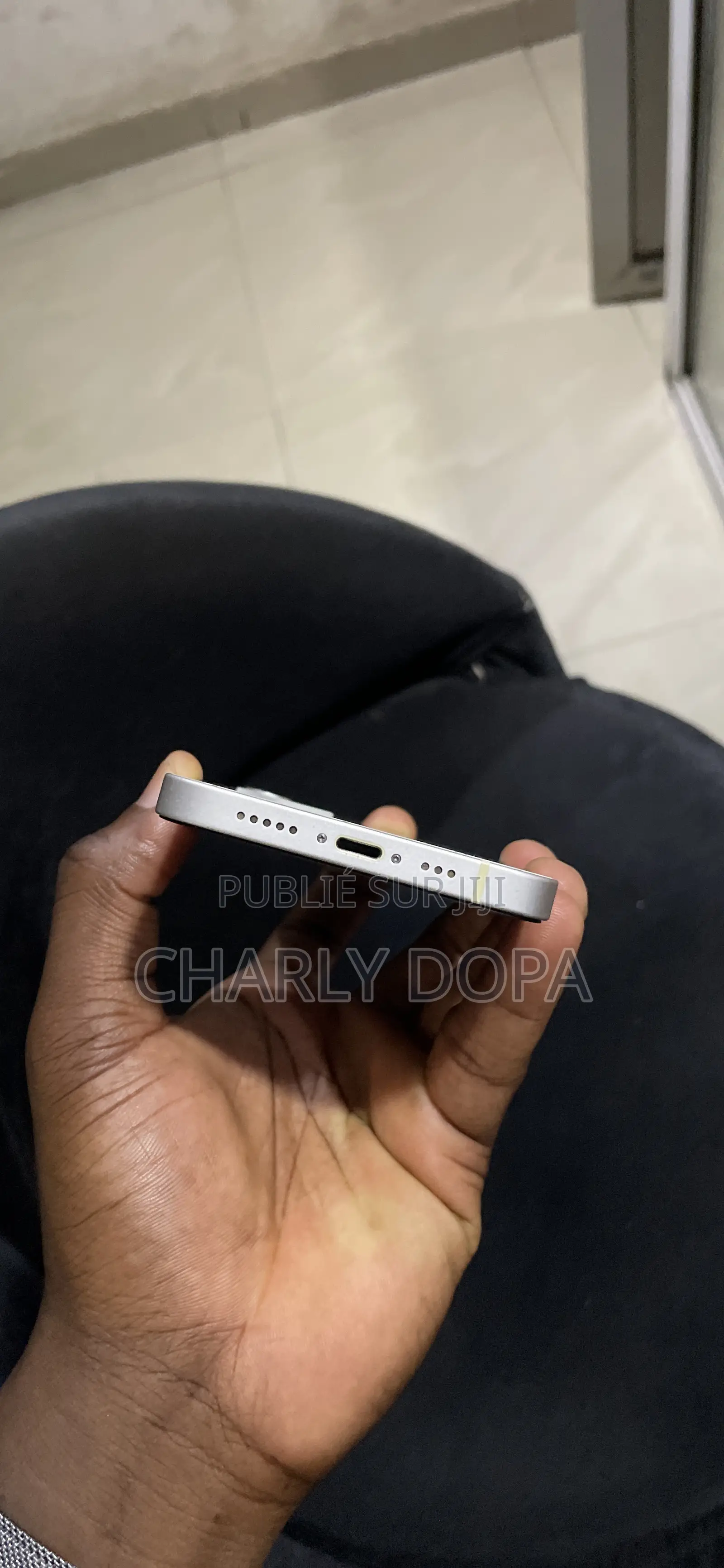 Apple iPhone 12 64 GB Blanc