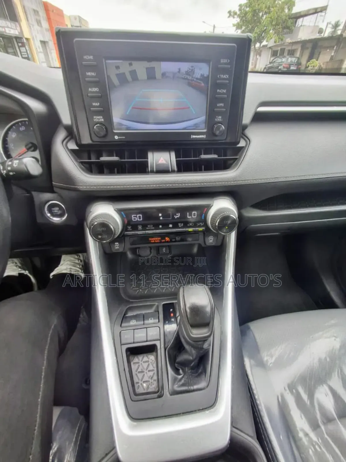 Toyota RAV4 XLE 2021 Blanc