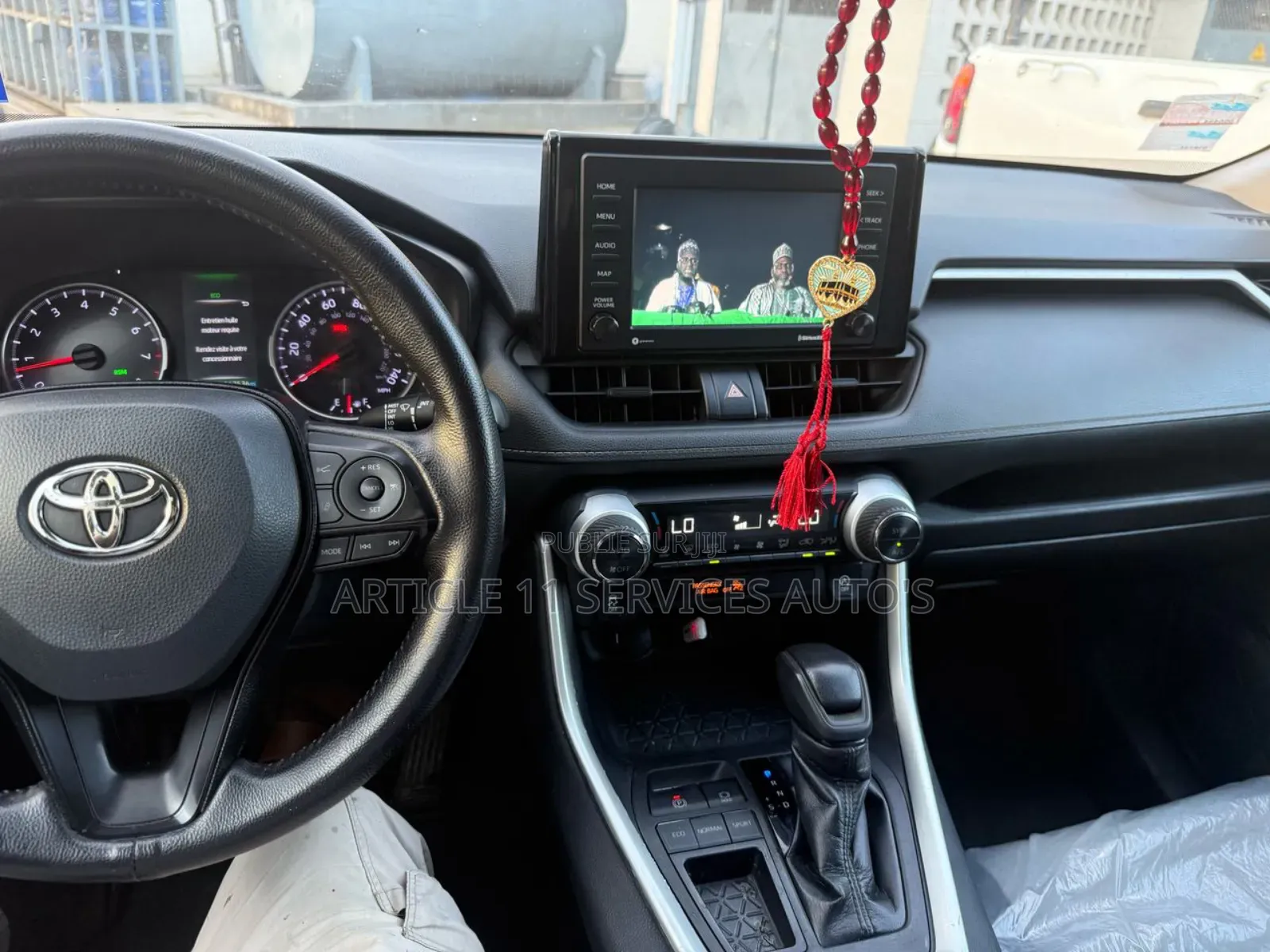 Toyota RAV4 XLE 2021 Blanc