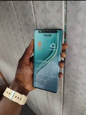 New Tecno Camon 40 Pro 256 GB Blue