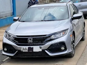 Photo - Honda Civic 2019 Gris