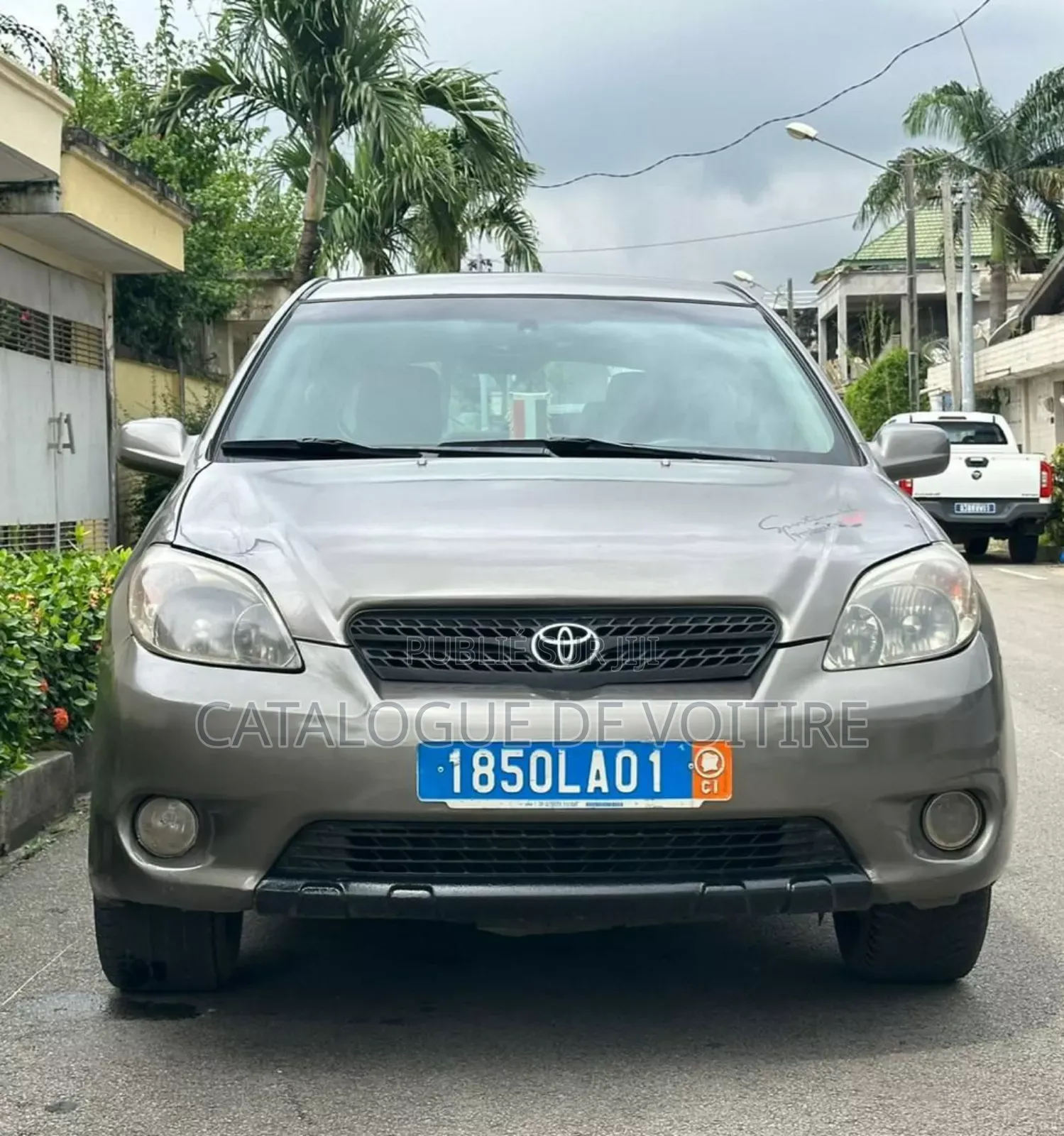 Toyota Matrix 2005 Gris