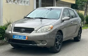 Toyota Matrix 2005 Gris