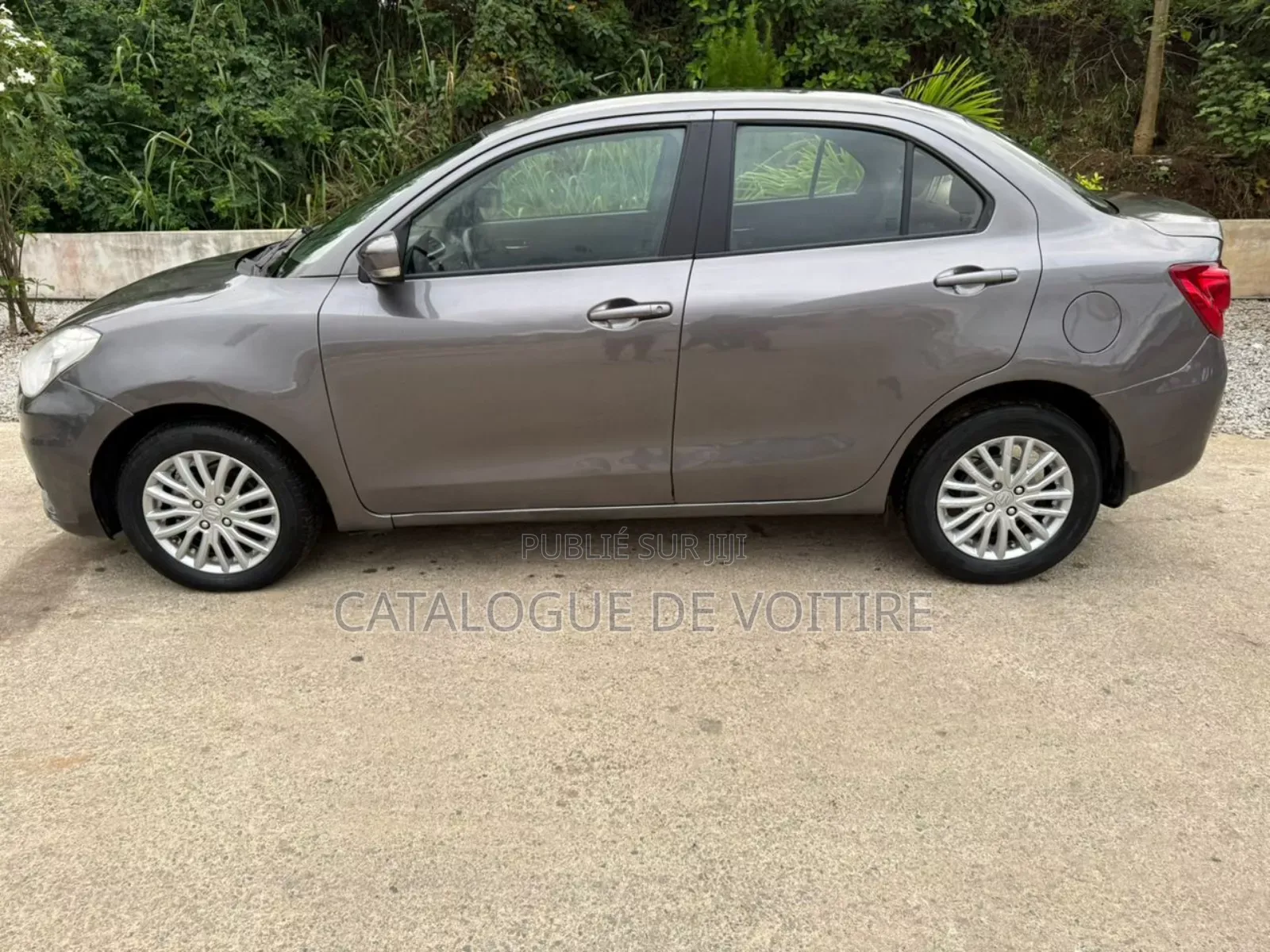 Suzuki Dzire 2022 Gris
