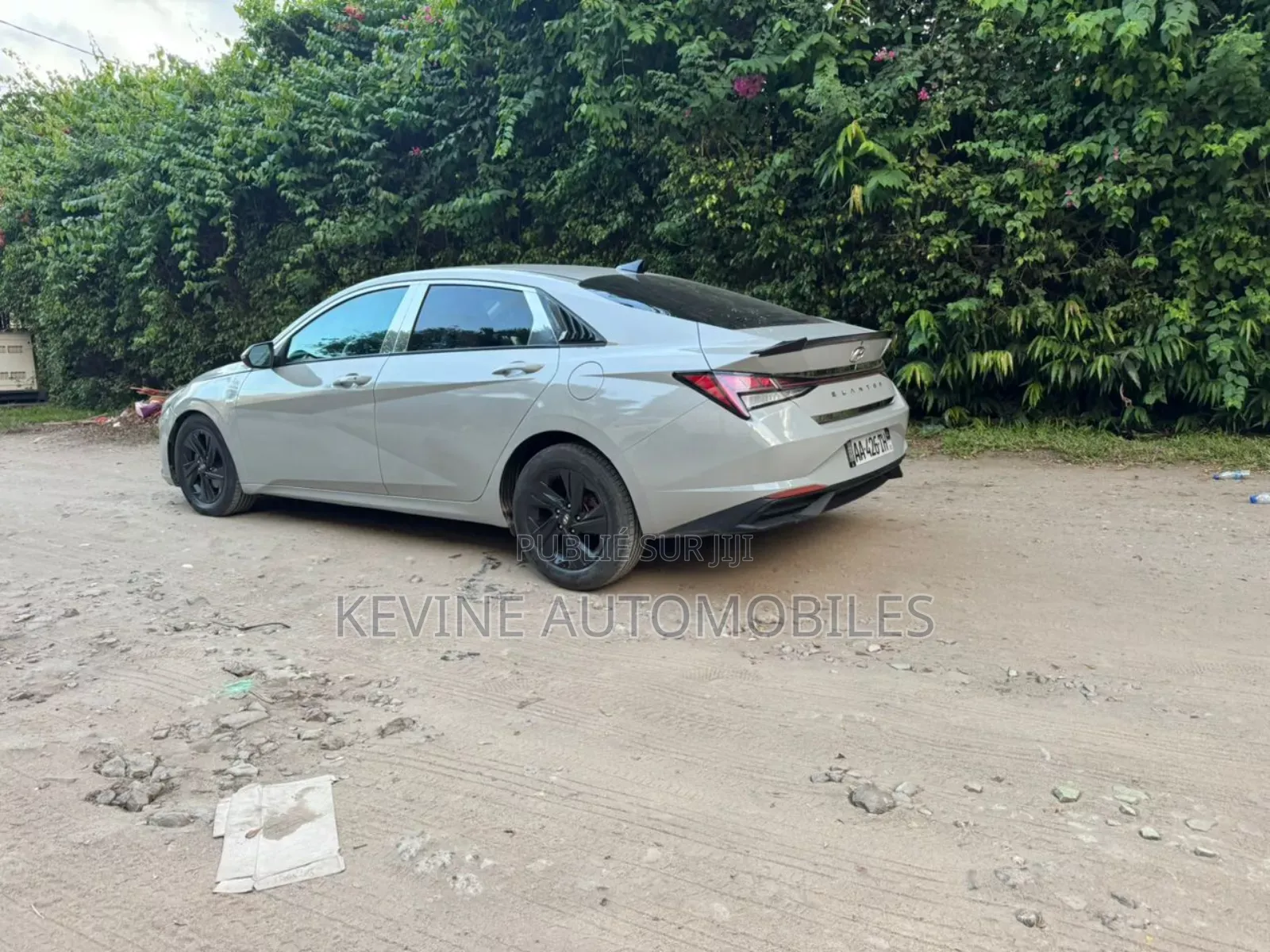 Hyundai Elantra 2022