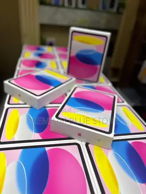 Neuf Apple iPad (2025) 128 GB