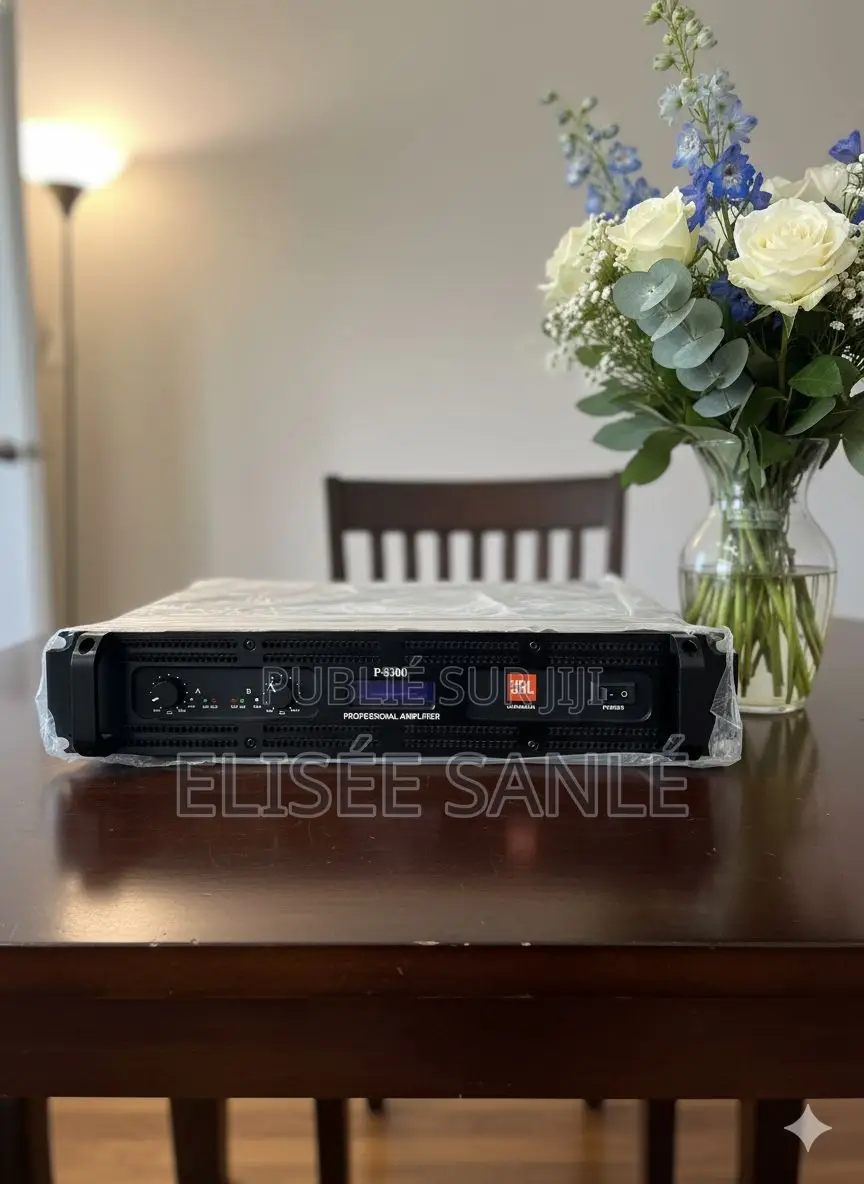 Amplificateur Professionnel JBL P-8300