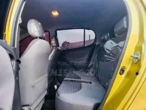 Toyota Yaris 1.3 Sol 2005 Jaune