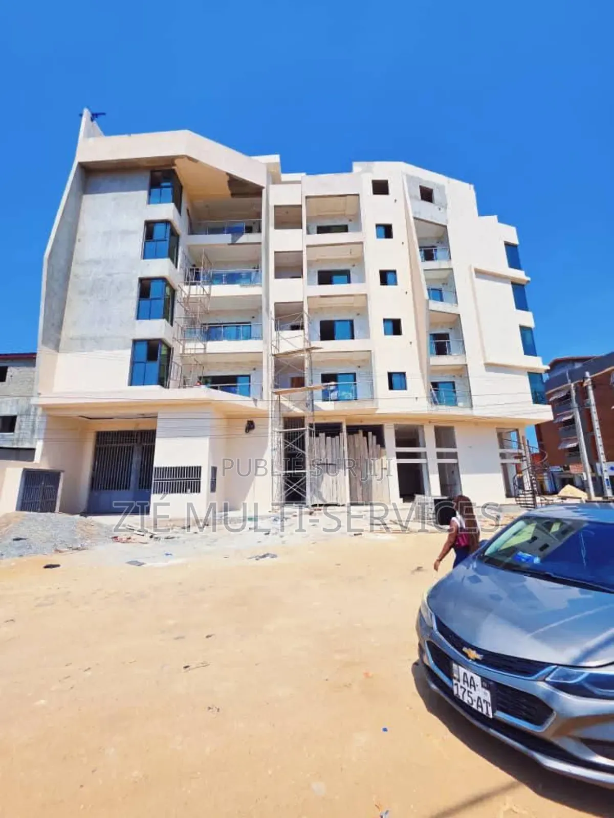 15chbre Blocs d'appartements dans Zié Multi-Service, Cocody à Vendre