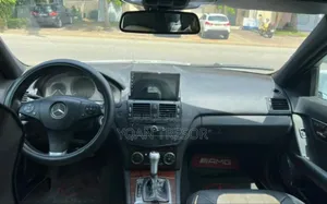 Mercedes-Benz C300 2010 Blanc