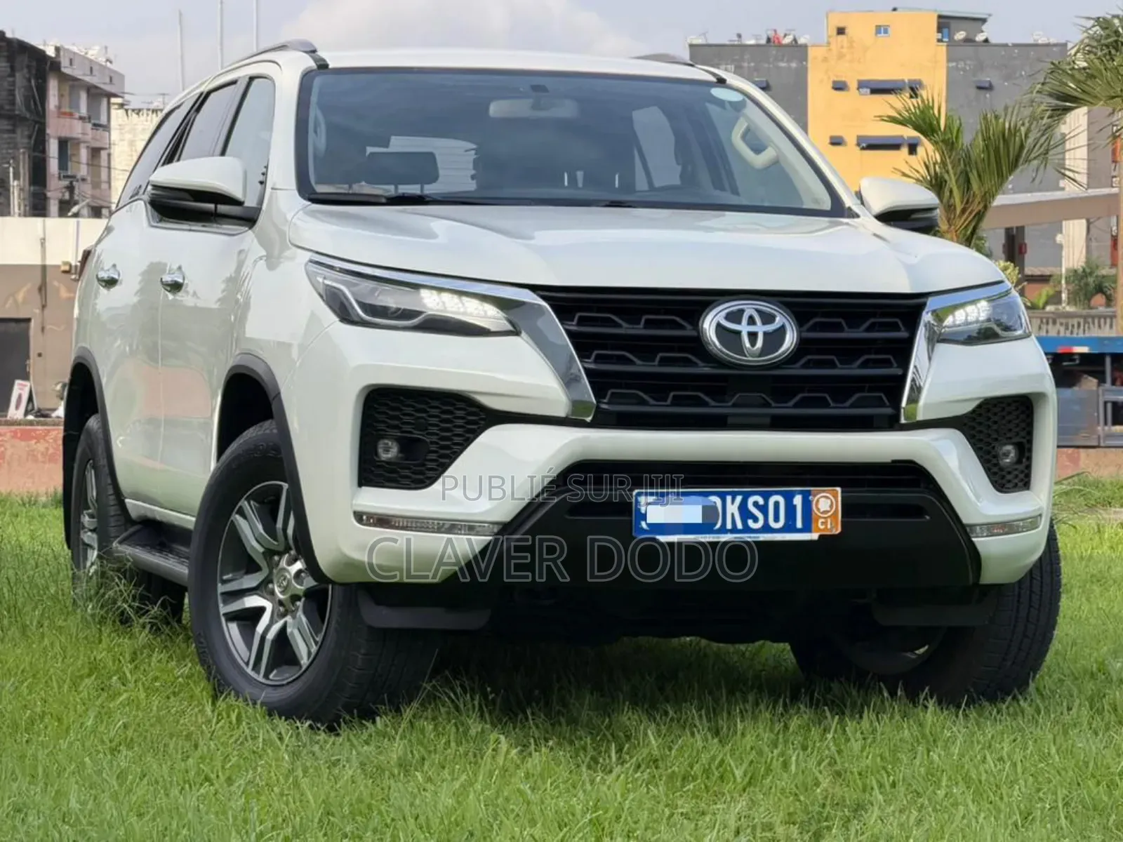 Toyota Fortuner 2021 Blanc