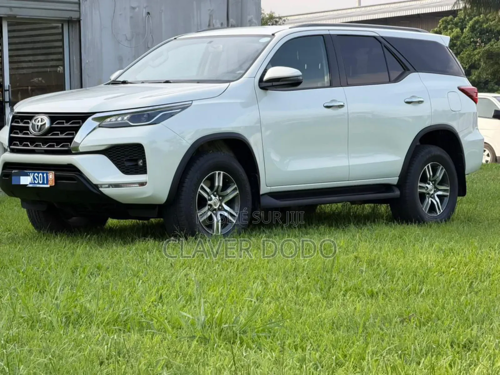 Toyota Fortuner 2021 Blanc