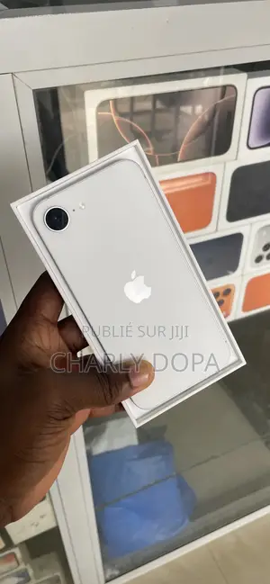 Photo - Apple iPhone 16e 128 GB Blanc