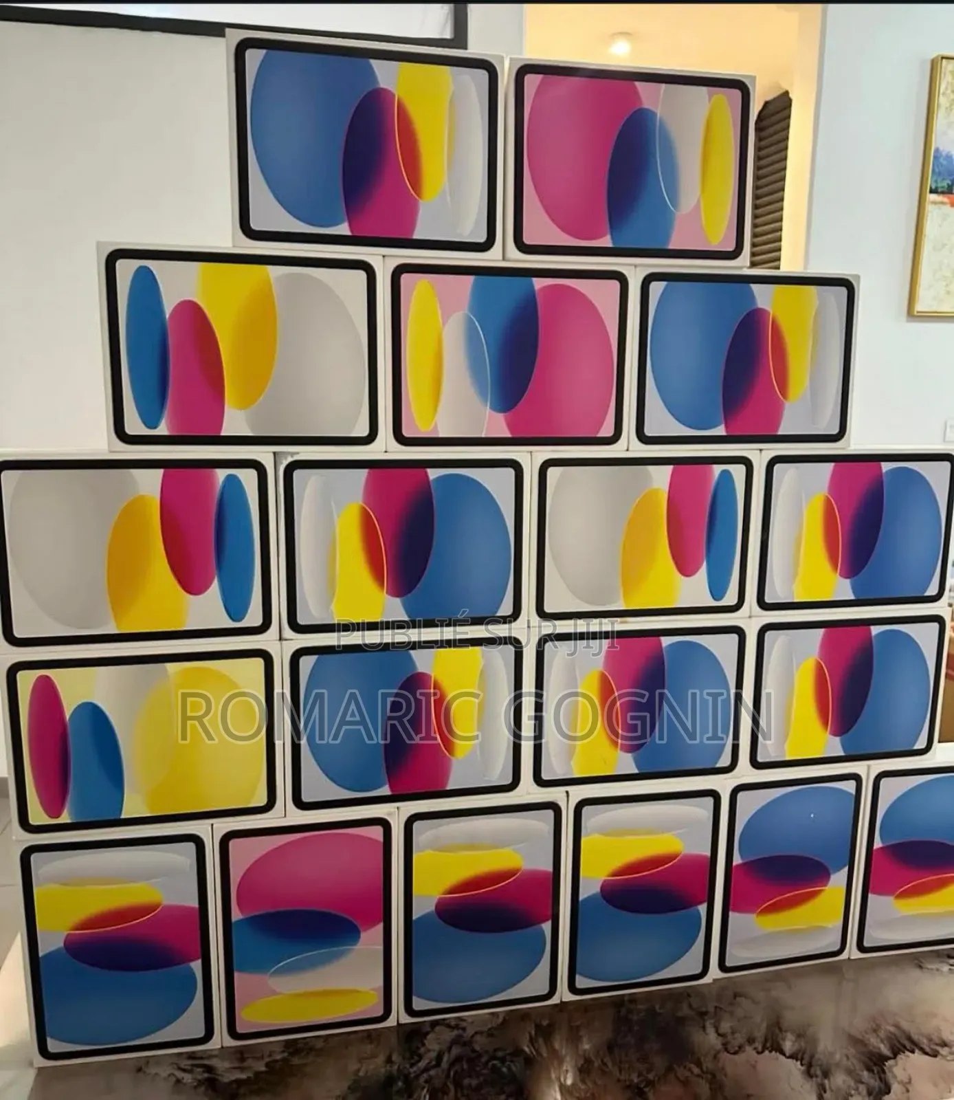 New Apple iPad (2025) 256 GO