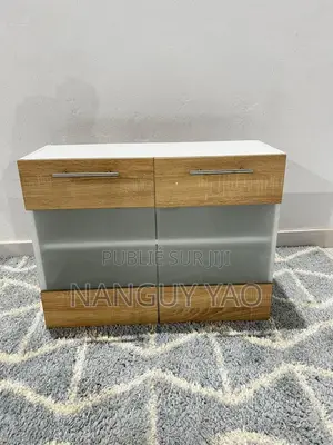 Photo - Commode Ou Buffet