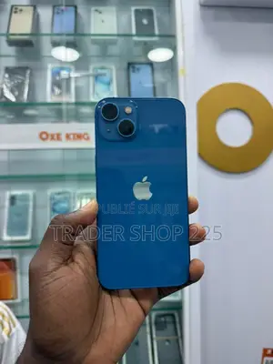 Photo - New Apple iPhone 13 128 GB Blue