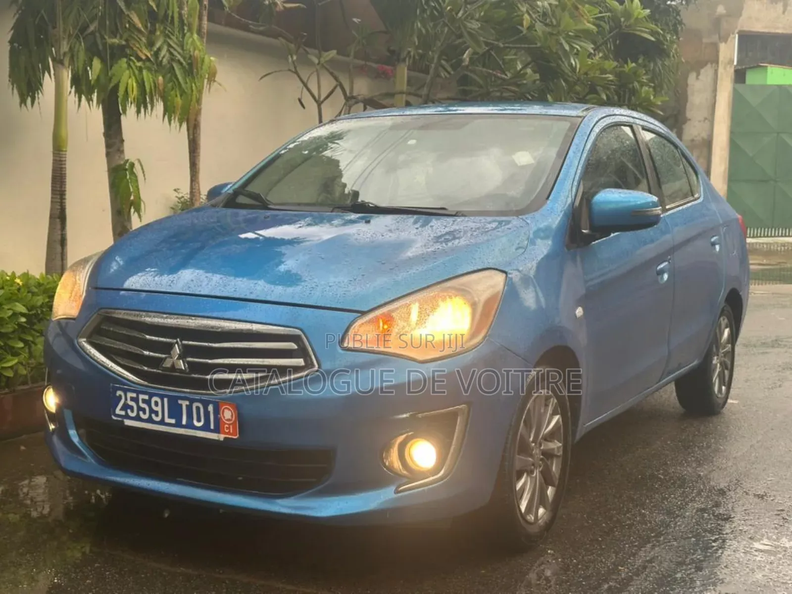 Mitsubishi Mirage 2019 Blue