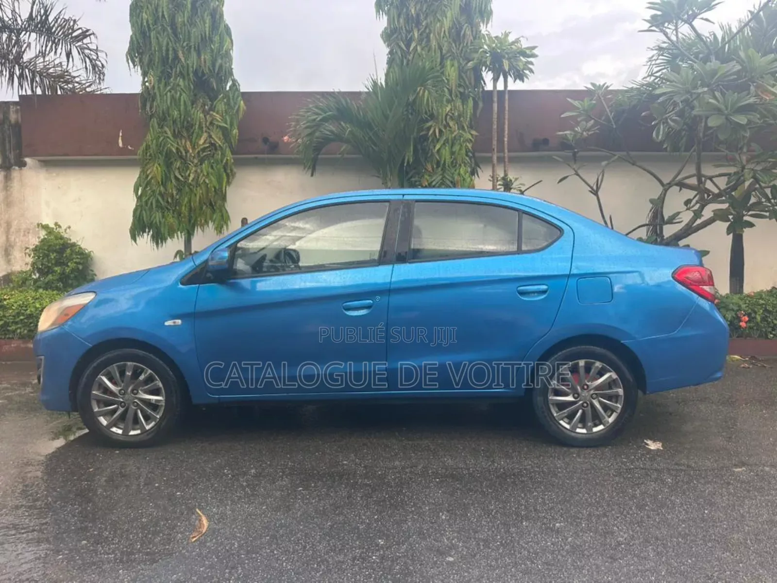 Mitsubishi Mirage 2019 Blue