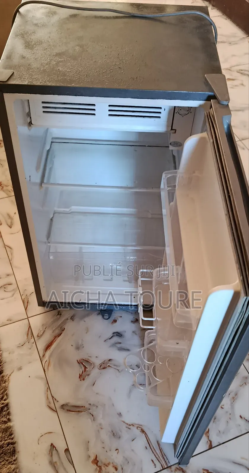Réfrigérateur en Bon État