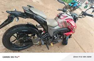 New Royal Moto/Vélomoteurs 2023 Rouge