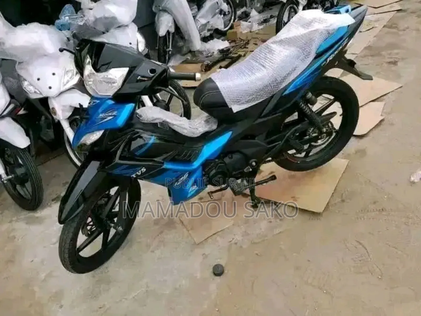 New TVS Neo NX 2025 Doré