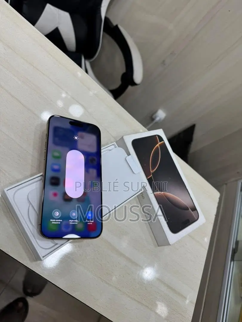 Neuf Apple iPhone 16 Pro Max 512 GB Argenté