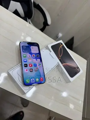 Neuf Apple iPhone 16 Pro Max 512 GB Argenté