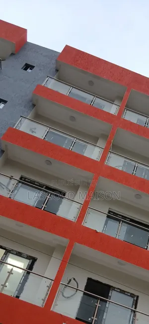 Photo - 2chbre Appartement dans Lascoco Maison, Cocody à Louer