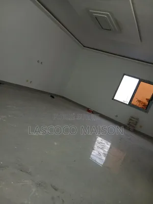 2chbre Appartement dans Lascoco Maison, Cocody à Louer