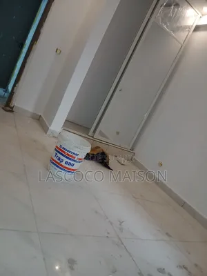 2chbre Appartement dans Lascoco Maison, Cocody à Louer